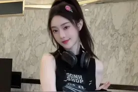 #魔性搓手舞  这个女人什么都好 就是____视频封面