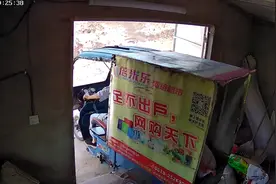 抱起100斤还是挺吃力的