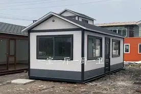 集装箱移动房住人组装简易房工地宿舍临时办公室岩棉彩钢活动板房#集装箱别墅民宿推荐 #支持定制各种款式及尺寸 #移动民宿 #集成房屋视频封面