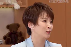 #吴京在医院瘸腿追谢楠笑晕了，一个挺着大肚子，一个瘸着腿，太有画面感了#侃侃儿谈 视频封面