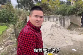 在路上千万不要乱和别人说话，特别是陌生人。视频封面