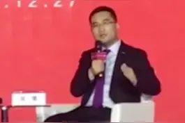 苏宁高管猛怼pdd，友商彻底辜负了消费者！视频封面