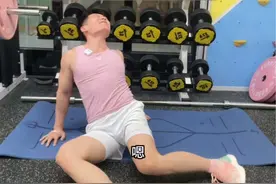 新手练臀可以多练练这几个动作，髋灵活练臀事半功倍#居家锻炼 #撸铁女孩 #健身视频封面