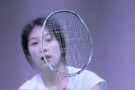 今天教大家如何剪拍线，保护好你们的拍子 #王小羽  #羽毛球视频封面