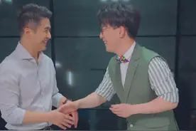 #超脑少年团 当北大魏教授@魏坤琳遇上武大陈老师@陈铭CalvinChen，互吹“彩虹屁”吹到停不下来？视频封面