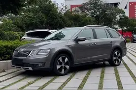 实惠又帅气的旅行车，油耗低，配置高，空间宽敞，而且还是原版原漆一手车。#明锐旅行版 #厦门二手车视频封面