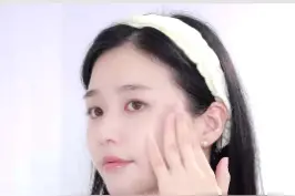 🇰🇷三层油敷法！韩国皮肤科医生教你养成水光肌！以油养肤的正确做法来啦#沉浸式护肤 #护肤 #油敷法 #韩国 视频封面