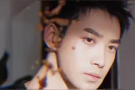 偷袭一波我哥丑照，准备截图#娱乐超新星#百万创意大赛#潮流自定义视频封面