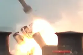 燃！东部战区海军，高强度实弹射击训练，赞起！（供稿：舟山广电）视频封面
