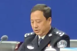 暖心！河南老年人办证可电话预约上门受理，送证上门，省公安厅副厅长还带来了这些好消息！ #豫新发布 #新闻视频封面