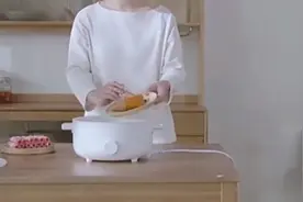 电火锅家用小电锅3L电火锅不粘陶瓷釉电煮锅蒸煮炒涮一体锅视频封面
