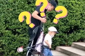 江苏南京一位父亲推车带孩子到阶梯处，让孩子站起来自己走了上去。网友： 爸爸带娃，总有你意想不到的惊喜！视频封面