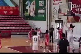 14岁女孩身高追平姚明身高！2米26独霸篮下！网友：降维打击！#打篮球 #我的身高视角 视频封面