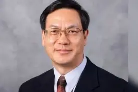 记唯一获得爱因斯坦世界科学大奖得的华人科学家～王中林院士视频封面