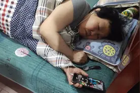 爱看抖音，快手的老太视频封面