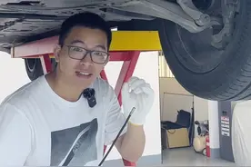 国产宝马X5比领克09贵两倍多，它们底盘用料有多大差距？#宝马X5 #领克09 #suv @DOU+小助手视频封面