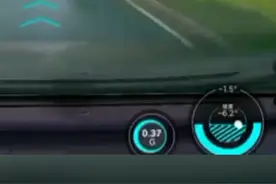 8月9日，广东东莞，男子开车不小心溅女孩一身水，全网寻找道歉：感觉心里过意不去视频封面