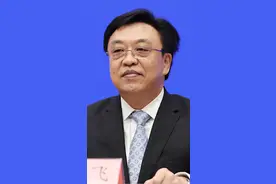 海南省长主动回应“三亚海胆”事件视频封面