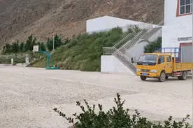 跟尼古丁决战的第四天，头痛，失眠，这戒断反应啥时候能结束。视频封面