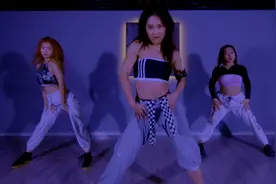 超燃炸场舞蹈～肌肉线条太🉑️了吧！ #舞蹈舞蹈  #零基础学舞蹈