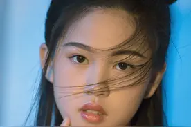 看看小萝莉拍的红色聂小倩会是什么样~#写真#古风写真#聂小倩#小萝莉 视频封面