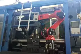 15岁就出来打工从以前的一无所有到身无分文，我就是我，看见都上视频封面