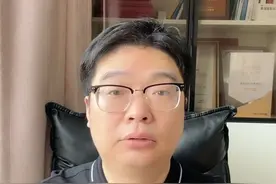 如果10个手指头膨大大，超过指干，要注意查查肺，有些肺癌会出现这样的情况。#肺癌 ##医学科普 #知识科普视频封面
