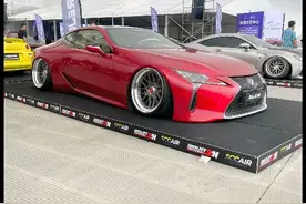 广东的玩车圈还是有的#改装车文化 #低趴姿态 #车友聚会视频封面