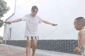 嘻嘻嘻嘻嘻 哈哈哈哈哈  呵呵呵呵呵 开心笑哈哈视频封面