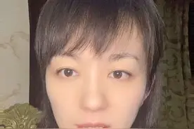 #女孩将男孩扔井中家属已和解 教育不能缺位 #蔚你点评 #大v说视频封面