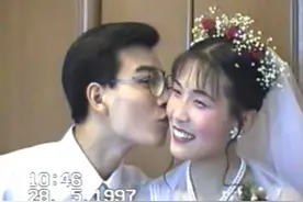 太珍贵了！#女孩晒爸爸妈妈1997年结婚时的录像 ，那时他们很年轻，爸爸很帅妈妈很美，他们把时光给了我们。#父母爱情 视频封面