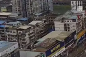 突发巨响震得窗户哐哐响？4月7日，#官方回应浙江宁波空中突发巨响：飞机超高速飞行时产生的音爆。视频封面