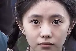 近日， #张艺谋谈“谋女郎”标准：绝不能是整容脸！脸是爹妈给的，自信气质最重要视频封面