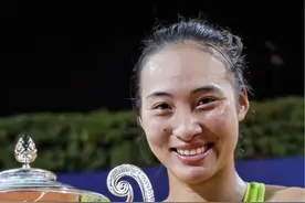 “创造了中国网球在奥运会上的单打最佳战绩，希望能继续闪耀巴黎”#明星背后故事 #郑钦文 #网球 #花姐明星故事 #李娜视频封面