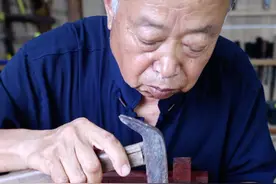 鲁班锁凳，有人说鲁班锁有啥实用，即是一生二，二生三，三生万物 #榫卯结构视频封面