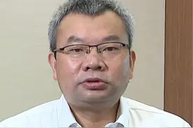 湖南广播电视台台长【龚政文】：担负起新的文化使命，创造视听内容精品，建设中华民族现代文明，广电视听行业，当仁不让，走在前列，期待盛会召开，祝大会圆满成功。#首届中国广播电视精品创作大会 全国广电精品都来北京了   书写伟大时代，精品奉献人民。我们在首届中国广播电视精品创作大会等您！#全国广电新媒体集结发光视频封面