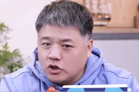 超市定价为什么基本都是四位数？ 为什么超市卖东西的定价基本上都是4位数，这种营销模式是像想抓住人们什么心理？#营销思维 #销售思维 #超市陈列视频封面