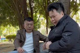 明天一起来去一姐家蹭吃蹭喝#幽默段子视频封面