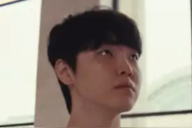 GenG 1:3不敌T1无缘决赛，Chovy赛后自责落泪情绪崩溃