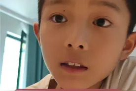 当爸妈因小事冷战，小屁孩居然这样开导伤心的妈妈 #亲子日常 #母子日常 #记录真实生活 #育儿育己视频封面