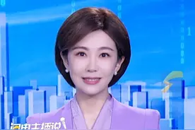 奇奇怪怪的知识又增加了 ,原来土豆的妈妈是番茄 ,薯条蘸番茄酱原来是亲子套餐 ,“难怪potato和tomato我经常搞混”。