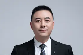 成群结队走机动车道，暴走团到底谁来管？#声量计划视频封面