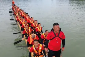 鼓王封神之战，太平溪飞龙队轻松拿下新营队#麻阳龙舟 #麻阳鼓王视频封面