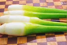 茭白学会这样做，比吃肉都解馋，鲜嫩爽口又入味 ，米饭都不够吃视频封面