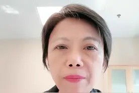 鼻子里有恶臭味是怎么回事？可能的原因与解决方案 #鼻腔健康守护攻略视频封面