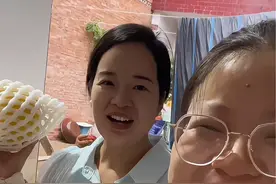 一家人真的是太疼翊朵了，姐姐听到翊朵回来了，立马过来看翊朵了，还给我带了好多好多吃的，奶奶也是，我刚去娘家就打电话操心重孙子，看到视频娃打针哭的，说娃眼泪都下来了，我说我弹的娃脚心，我婆说我猴的，大家说我猴不猴，哈哈哈#琐碎的农村日常 #每一个瞬间都值得被记录 #平平淡淡小日子视频封面