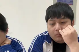 脑洞大开的幻想，末日营地互拆开始#明日之后#明日之后校园服