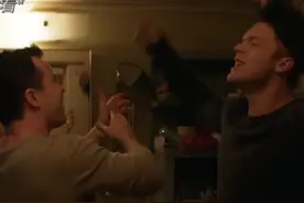 有人懂Ian和Mickey这一段吗#无耻之徒shameless