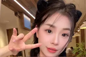 好你个李山山，买个奶茶还给我立上规矩了！好大的胆子！ 不过，看你这么好喝原谅你了～#谁懂啊真的很好喝 #奶茶视频封面