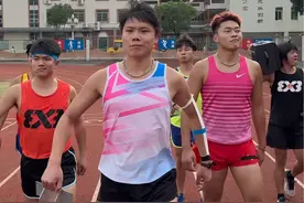 当班里的体育生被教练抓时 当体育生被抓时… #体育生  #校园生活视频封面